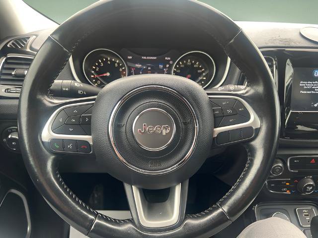 Used 2021 Jeep Compass Latitude AWD/4WD image 14