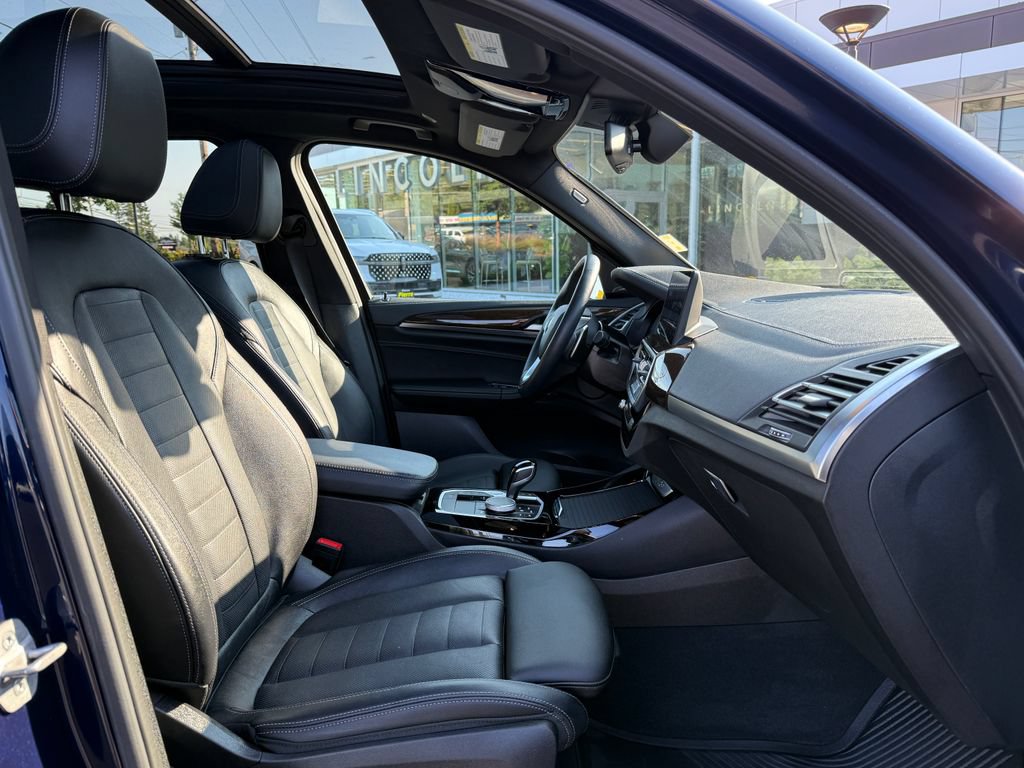 Used 2024 BMW X3 xDrive30i AWD/4WD image 9