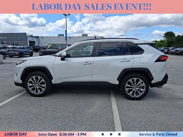 Used 2023 Toyota RAV4 XLE Premium AWD/4WD image 6