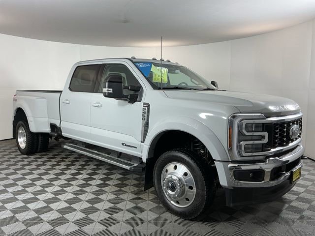 Certified 2025 Ford F450 Lariat w/ FX4 Off-Road Package AWD/4WD image 3