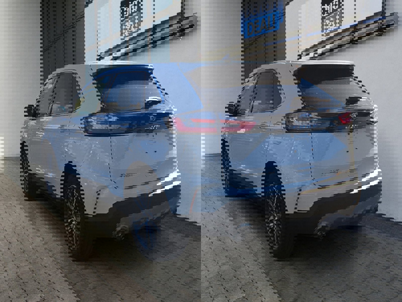 Certified 2024 Ford Edge Titanium w/ Equipment Group 301A image 3