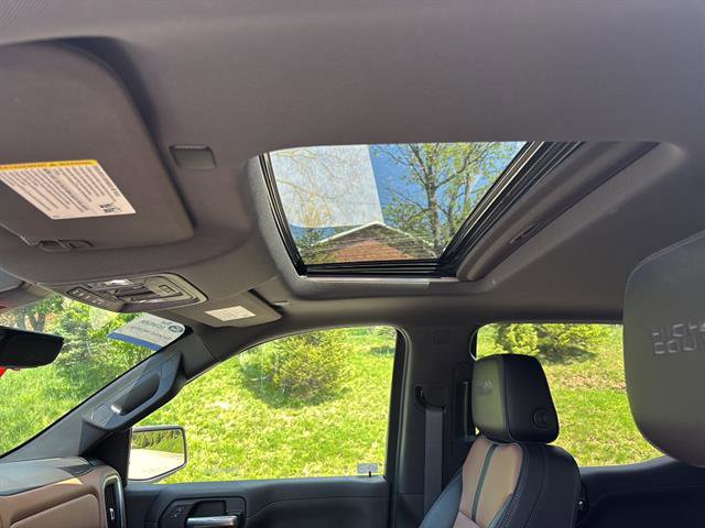 Used 2019 Chevrolet Silverado 1500 High Country w/ High Country Premium Package image 15