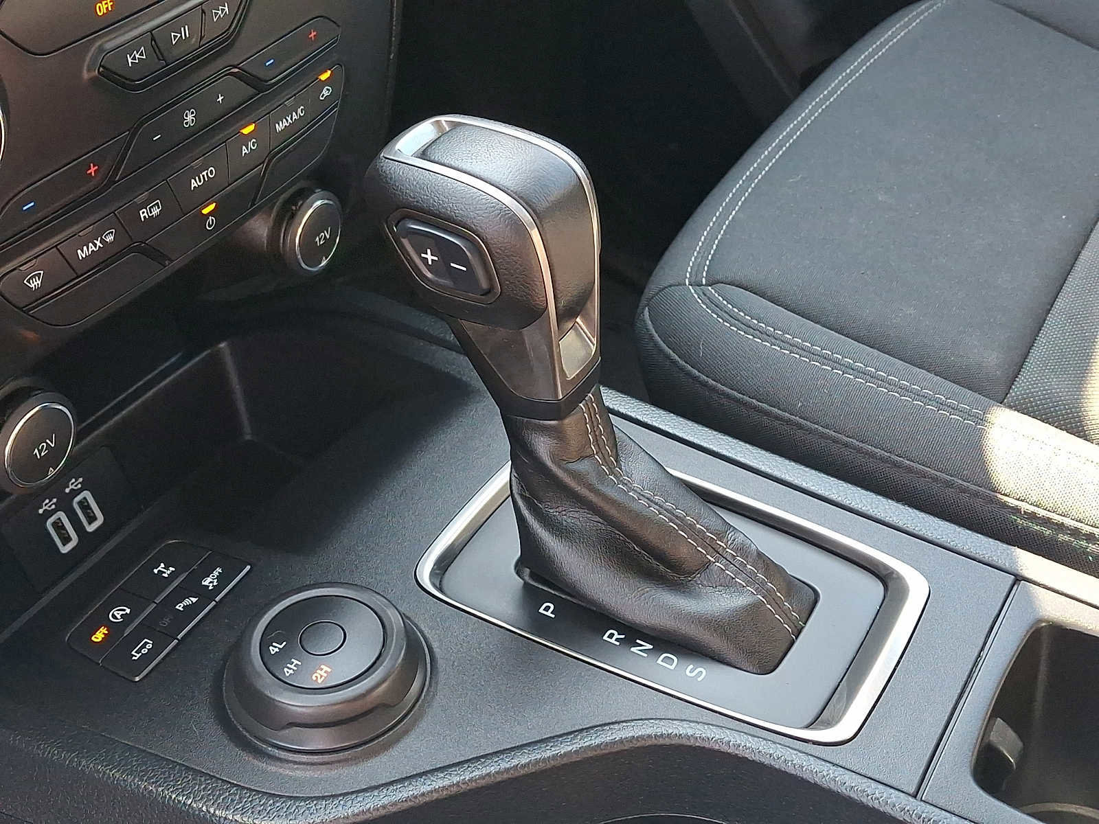 Certified 2021 Ford Ranger XLT w/ Equipment Group 301A Mid image 14