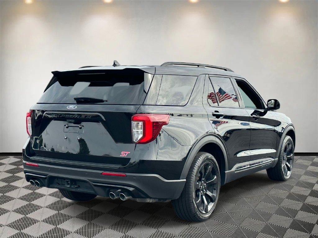 Certified 2024 Ford Explorer ST w/ Equipment Group 401A AWD/4WD image 4