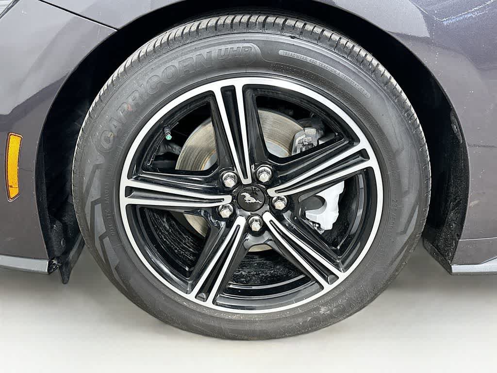 Certified 2024 Ford Mustang Coupe RWD image 7