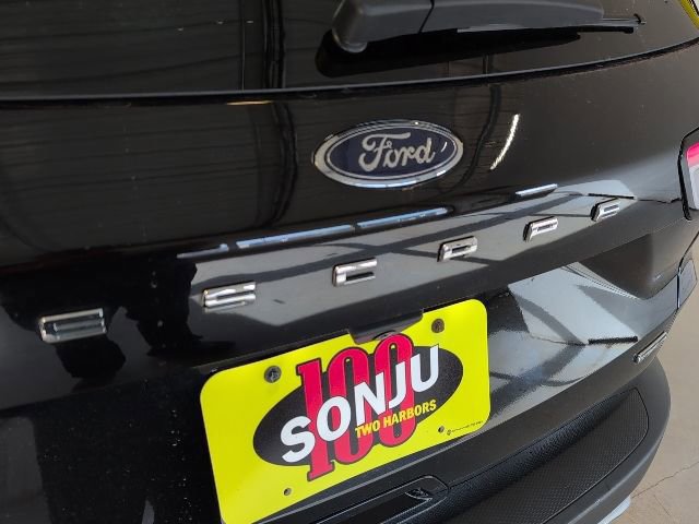 Certified 2021 Ford Escape Titanium image 35