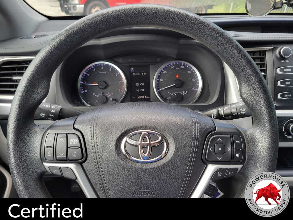 Used 2019 Toyota Highlander LE FWD image 33