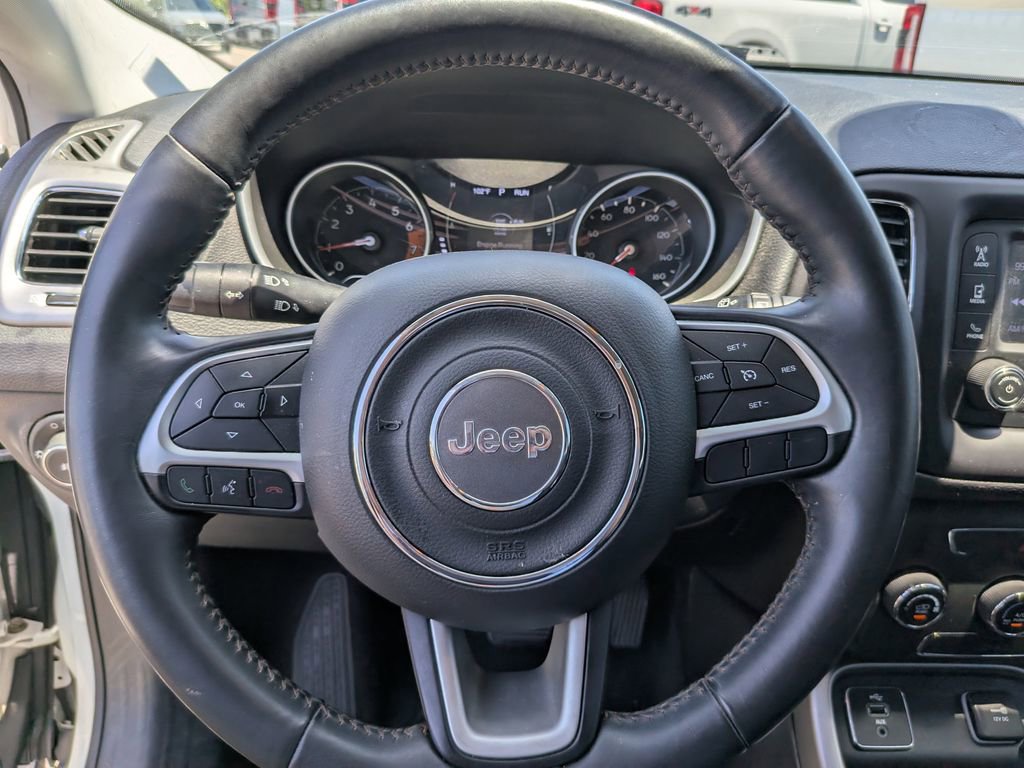 Used 2018 Jeep Compass Latitude FWD image 26