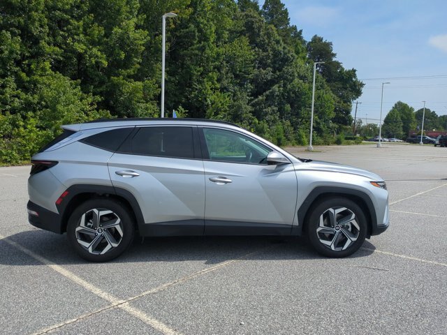 Used 2024 Hyundai Tucson Limited FWD image 3