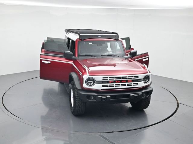 Certified 2025 Ford Bronco Heritage Edition AWD/4WD image 47