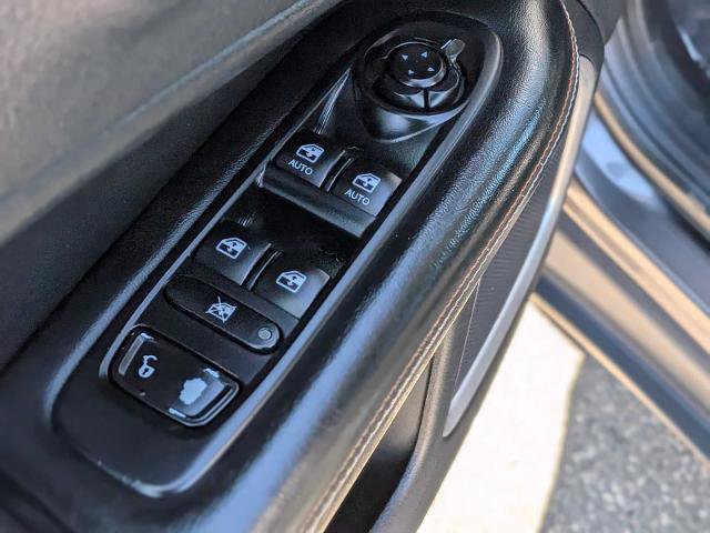 Used 2018 Jeep Compass Latitude w/ Popular Equipment Group AWD/4WD image 17