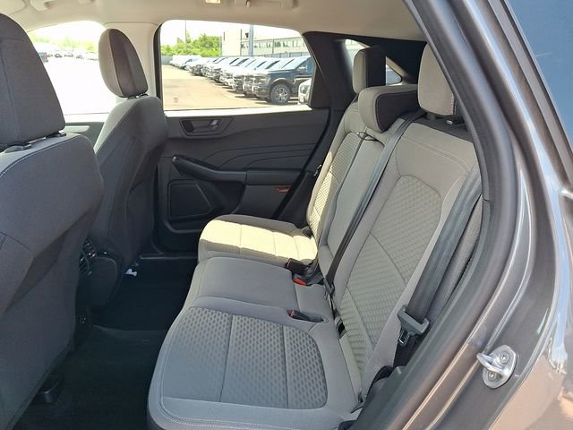 Certified 2022 Ford Escape SE w/ SE Sport Appearance Package FWD image 10