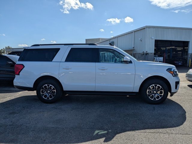 Certified 2024 Ford Expedition Max XLT image 6