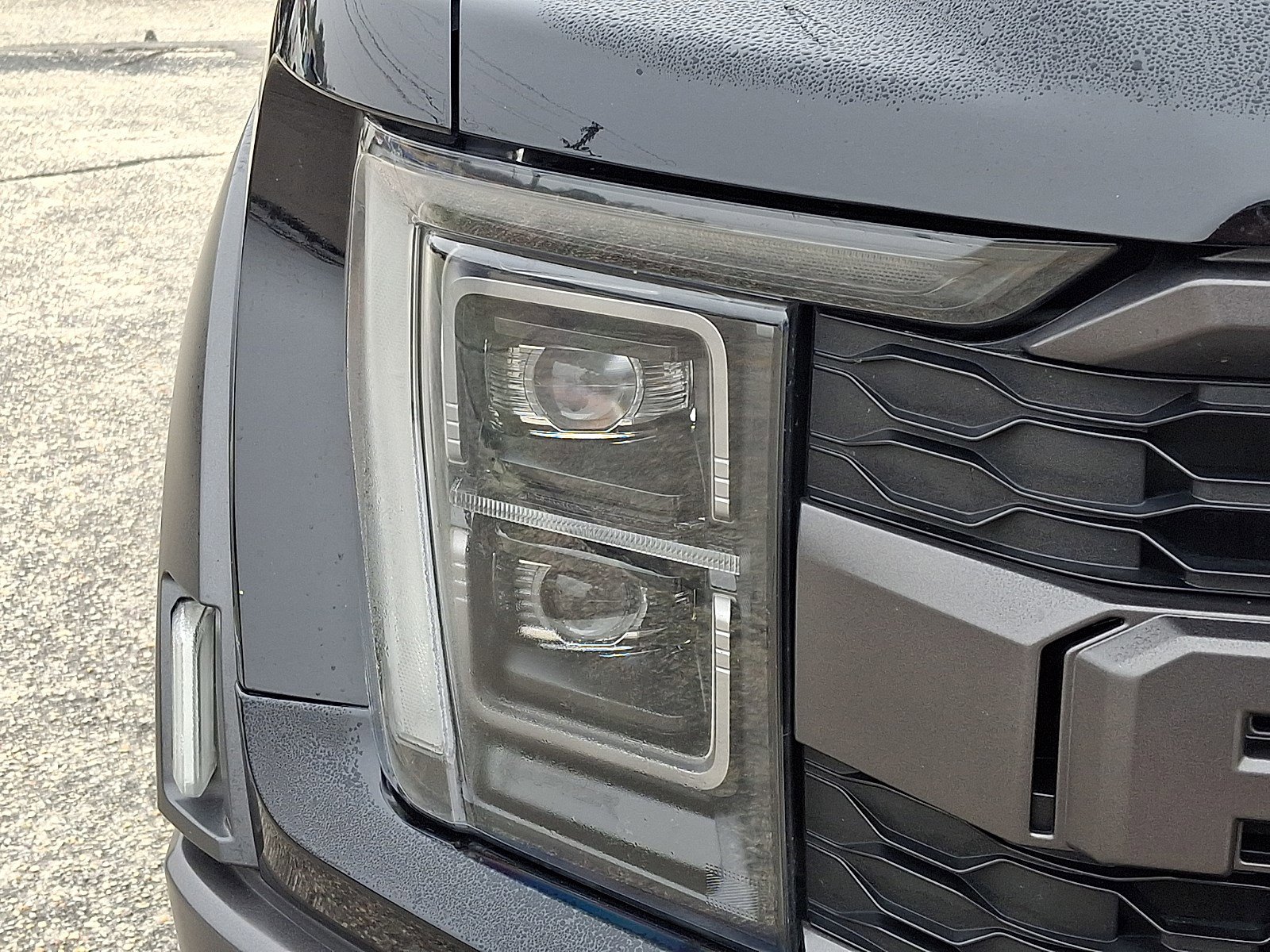 Certified 2022 Ford F150 Raptor w/ Equipment Group 801A High image 8