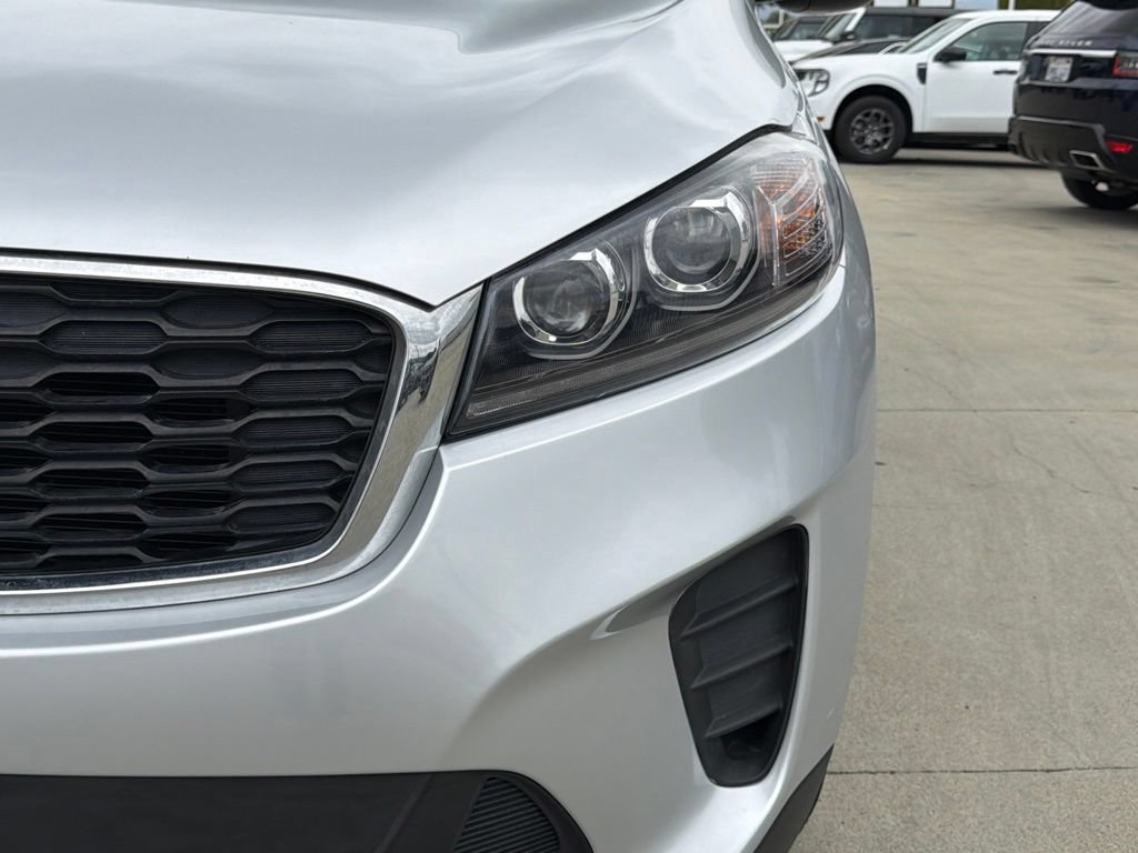 Used 2020 Kia Sorento LX FWD image 13