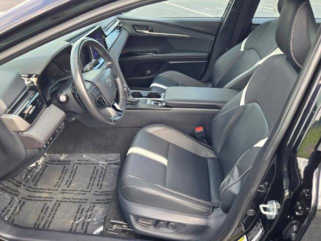 Used 2025 Toyota Camry SE FWD image 20