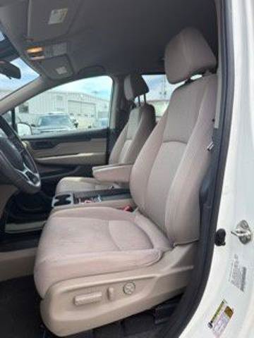 Used 2019 Honda Odyssey EX image 4