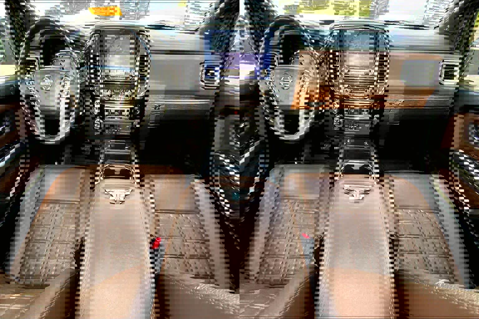 Used 2023 Nissan Titan Platinum Reserve w/ Moonroof Package image 14