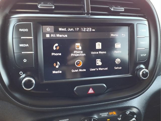 Used 2022 Kia Soul LX w/ Technology Package FWD image 18