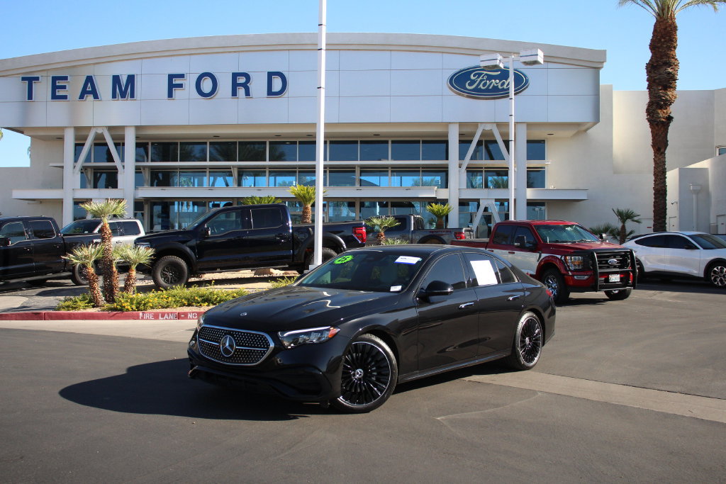 Used 2025 Mercedes-Benz E 350 Sedan image 2