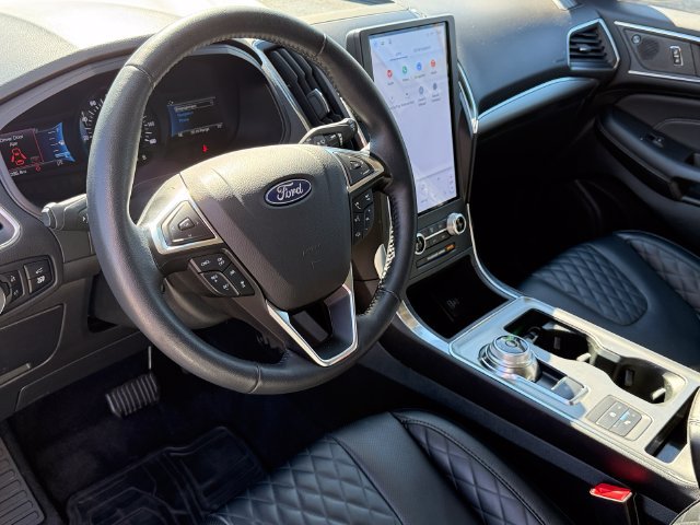 Certified 2024 Ford Edge Titanium w/ Equipment Group 301A AWD/4WD image 19