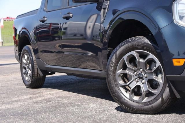 Certified 2023 Ford Maverick XLT w/ XLT Luxury Package image 3