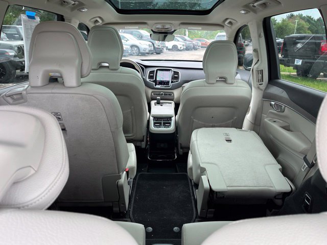 Used 2023 Volvo XC90 B6 Plus w/ Protection Package AWD/4WD image 8