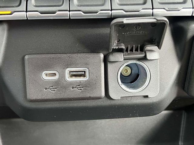 Used 2020 GMC Sierra 1500 SLT w/ SLT Convenience Package image 31