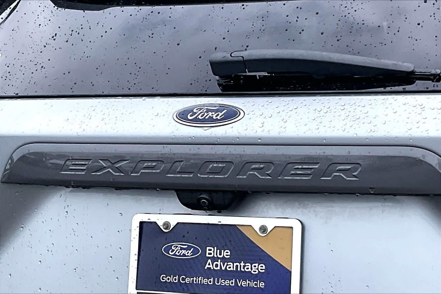 Certified 2022 Ford Explorer XLT w/ Equipment Group 202A AWD/4WD image 27