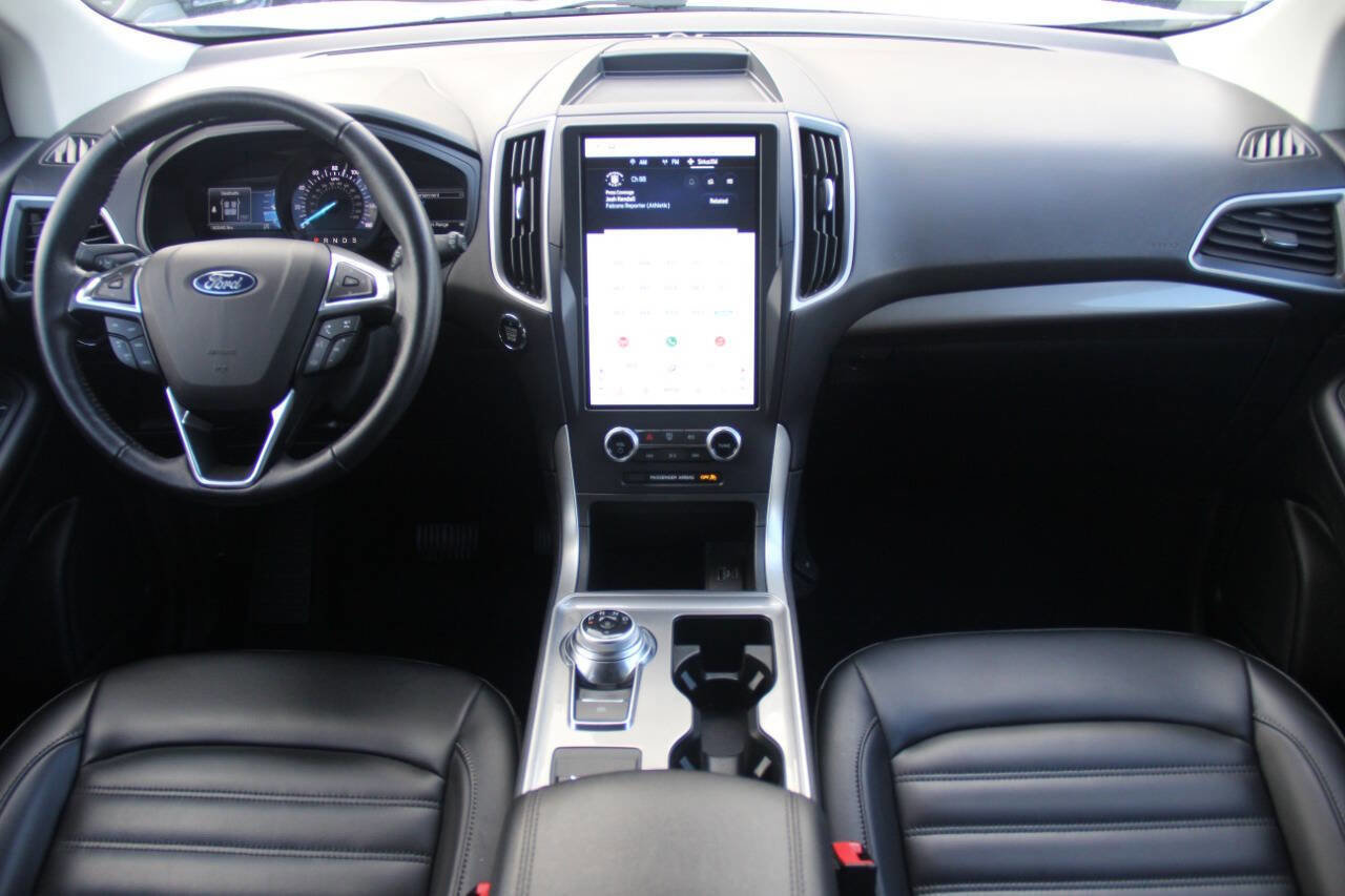 Certified 2023 Ford Edge SEL image 17
