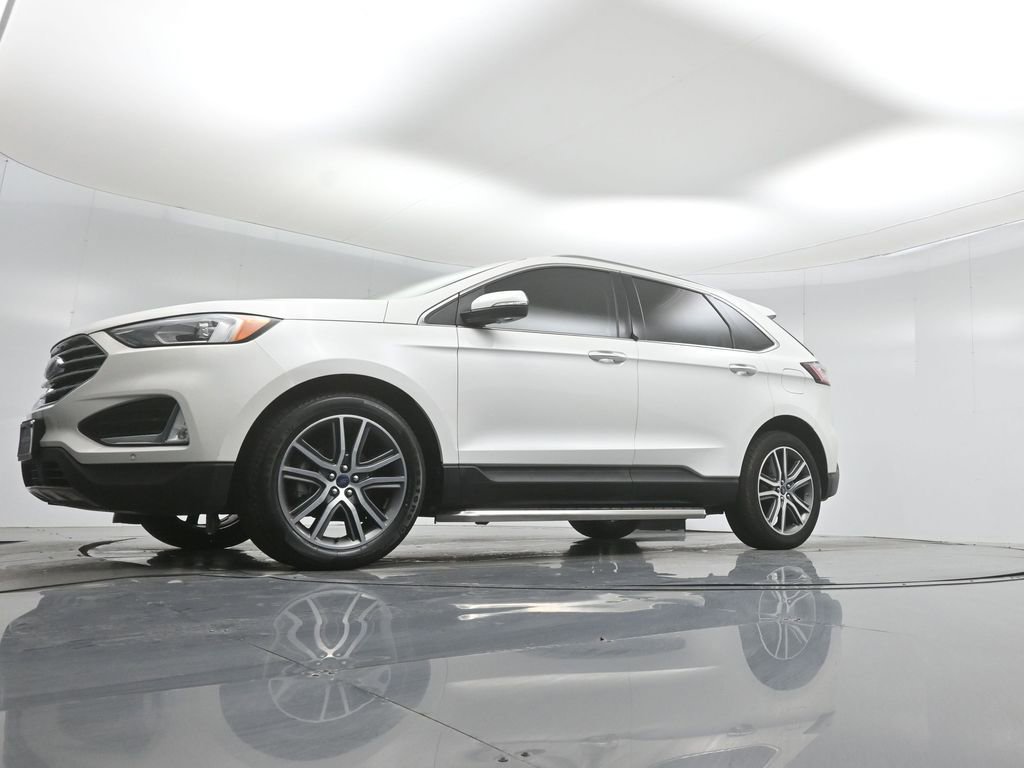 Certified 2020 Ford Edge Titanium FWD image 43