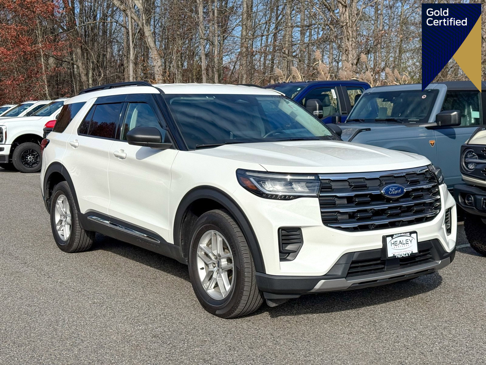 Certified 2025 Ford Explorer Active image 1