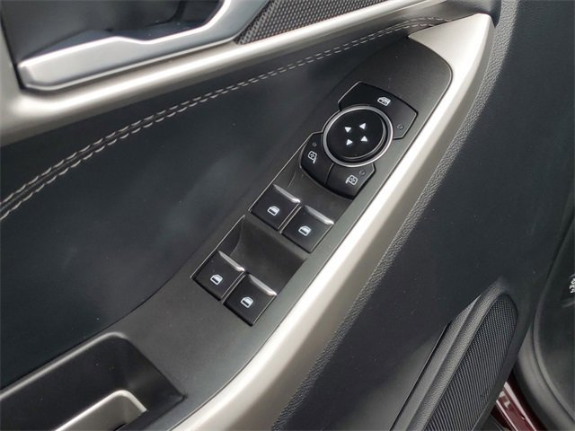 Certified 2022 Ford Explorer XLT w/ Equipment Group 202A image 10