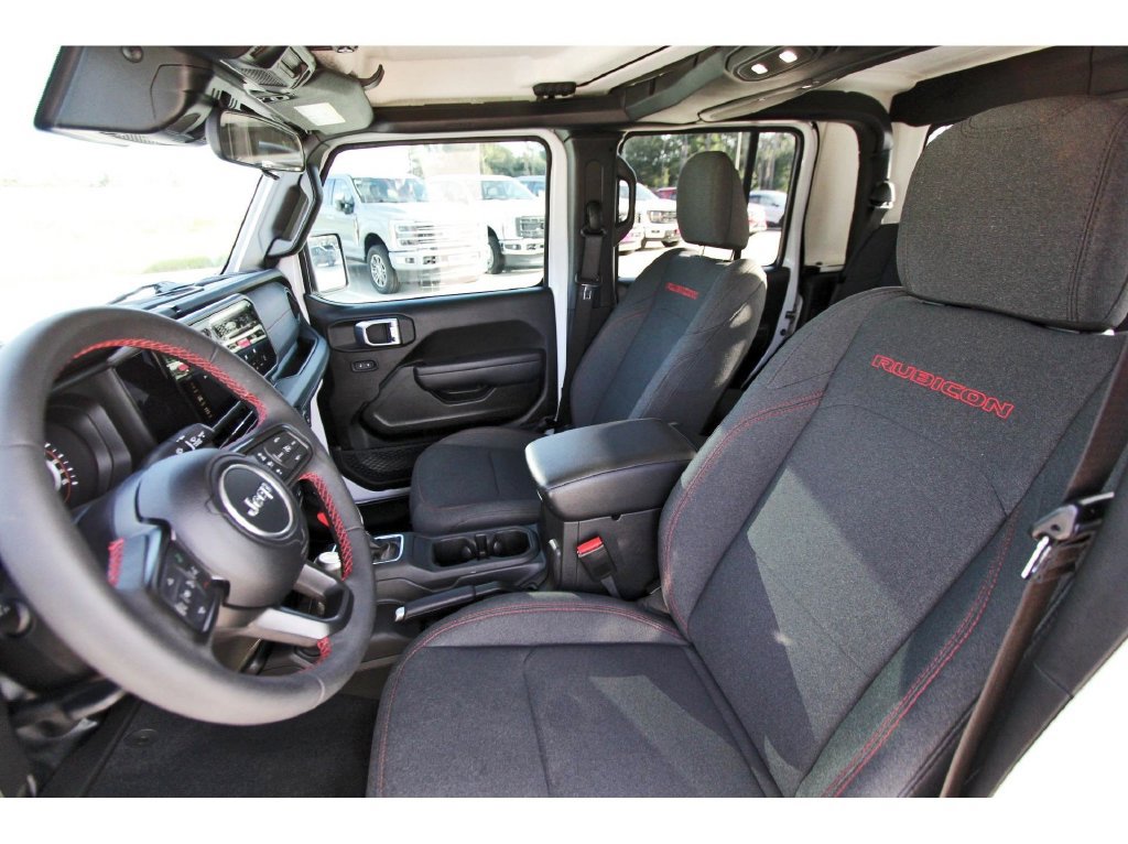 Used 2024 Jeep Gladiator Rubicon AWD/4WD image 31