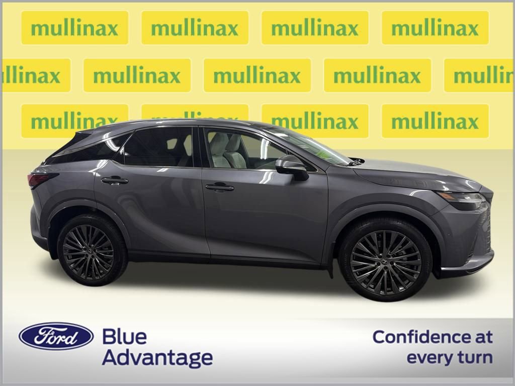 Used 2023 Lexus RX 350 FWD image 2