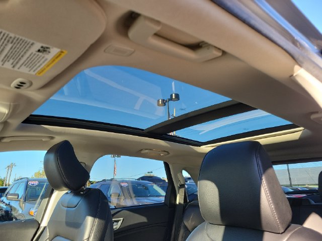 Certified 2024 Ford Edge SEL w/ Convenience Package AWD/4WD image 12