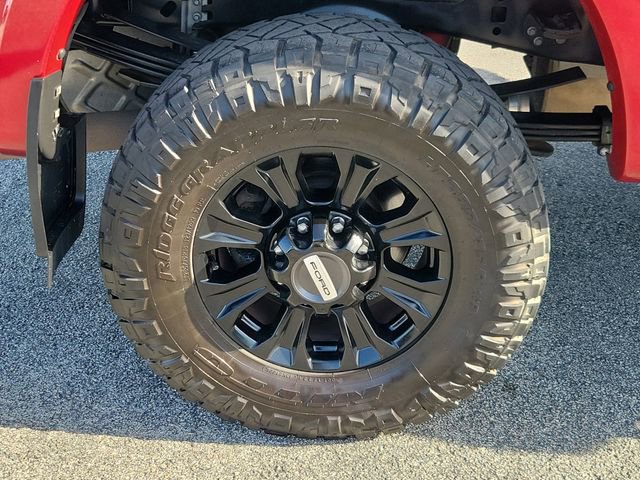 Certified 2022 Ford F350 Lariat w/ Tremor Off-Road Package AWD/4WD image 6