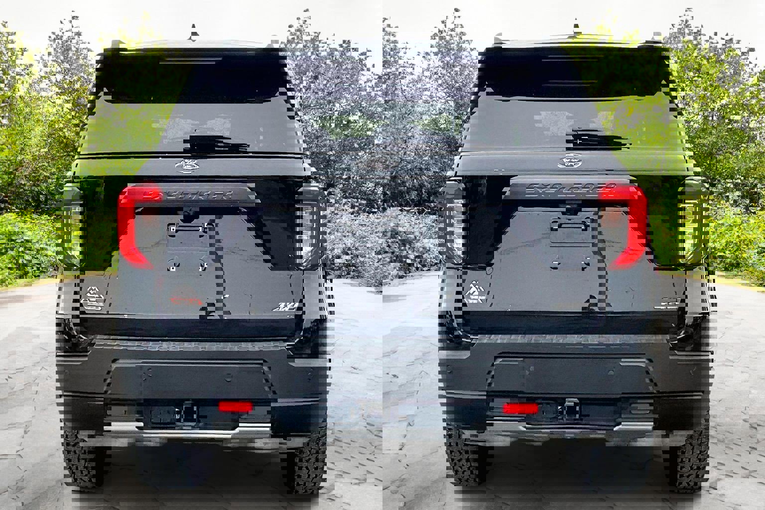 Certified 2023 Ford Explorer Timberline image 4