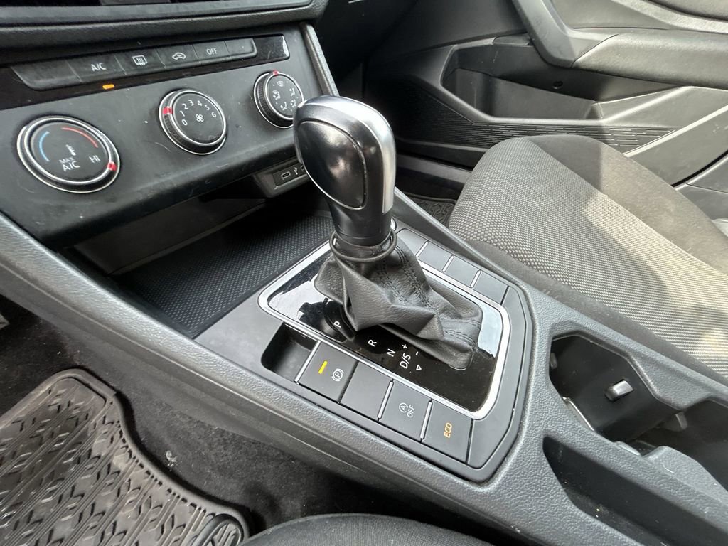 Used 2020 Volkswagen Jetta S w/ Driver Assistance Package image 20