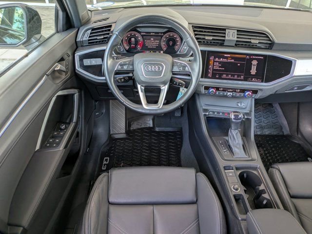 Used 2022 Audi Q3 2.0T Premium Plus image 14