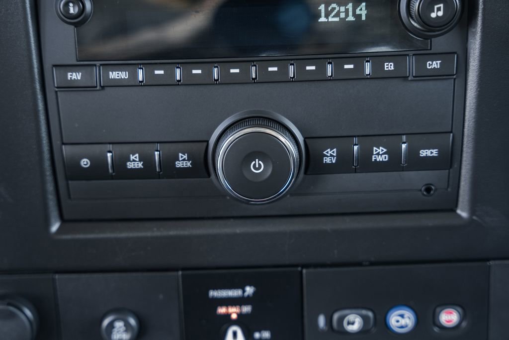 Used 2023 GMC Savana 2500 image 27