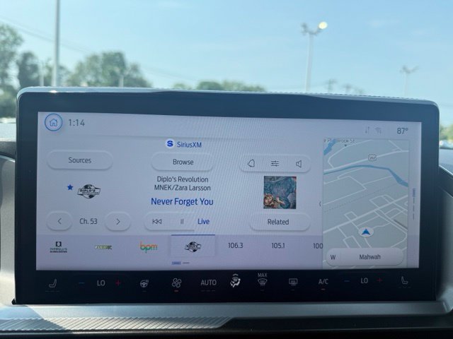 Certified 2022 Ford Edge SEL w/ Convenience Package AWD/4WD image 14