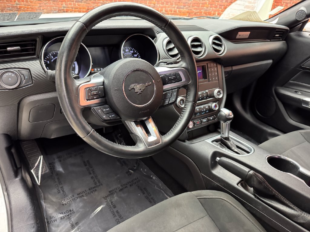 Certified 2019 Ford Mustang Convertible RWD image 12