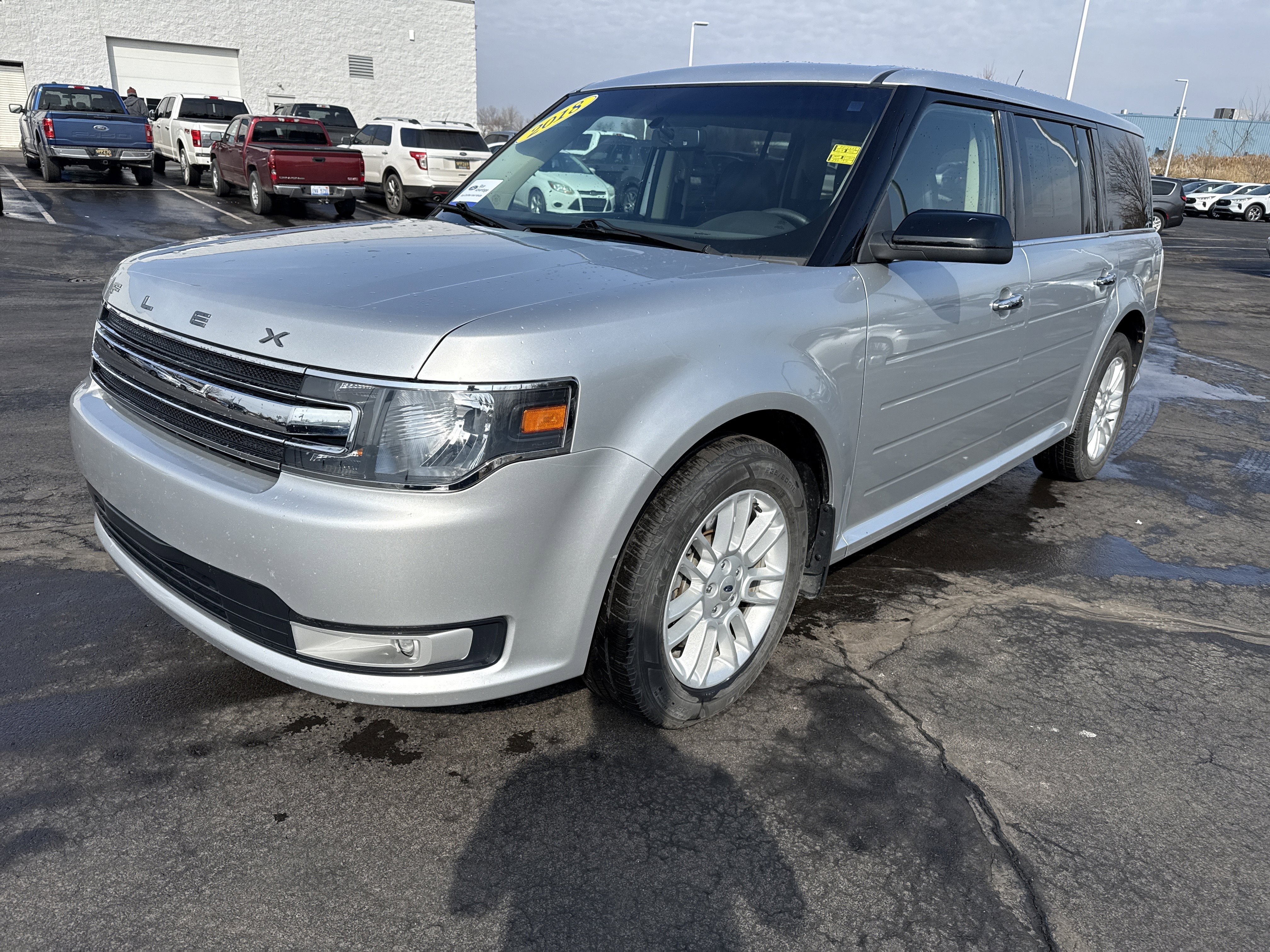 Certified 2018 Ford Flex SEL w/ Equipment Group 202A image 2