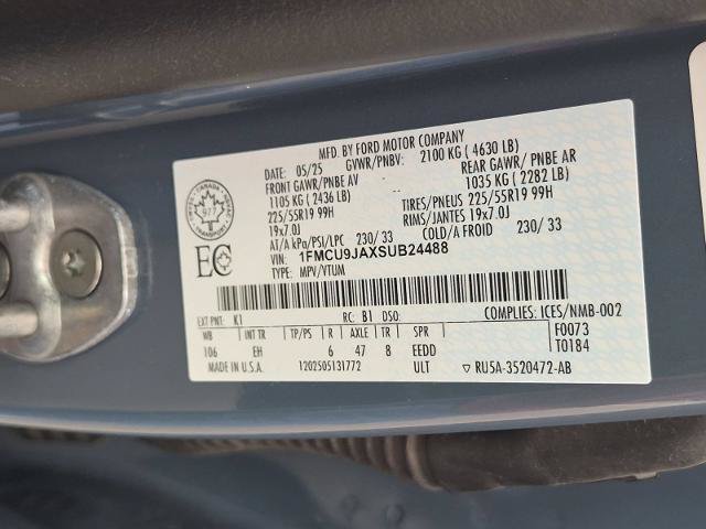 Certified 2025 Ford Escape Platinum AWD/4WD image 34