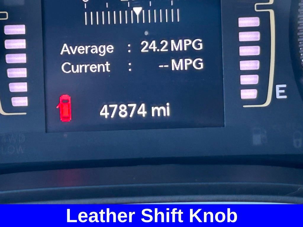 Used 2020 Jeep Cherokee Latitude Plus w/ Comfort/Convenience Group AWD/4WD image 42