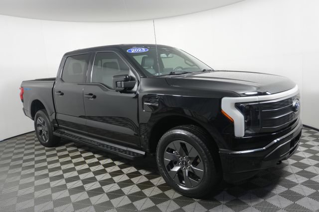 Certified 2023 Ford F150 Lightning Lariat w/ Tow Technology Package AWD/4WD image 2