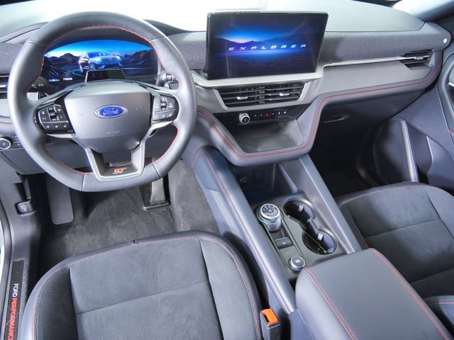 Certified 2026 Ford Explorer ST AWD/4WD image 4