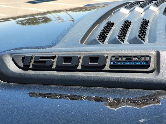 Used 2023 RAM 1500 Laramie AWD/4WD image 11