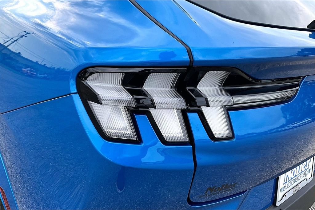 Certified 2025 Ford Mustang Mach-E Premium AWD/4WD image 30